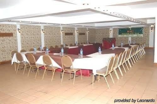 Senator Pine N Peak Hotel Pahalgam Bagian luar foto